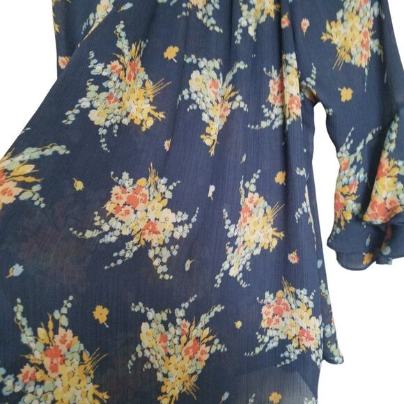 CHAPS Navy Blue Floral Three Quarter Sleeve Top - Size Large - Picture 9 of 10